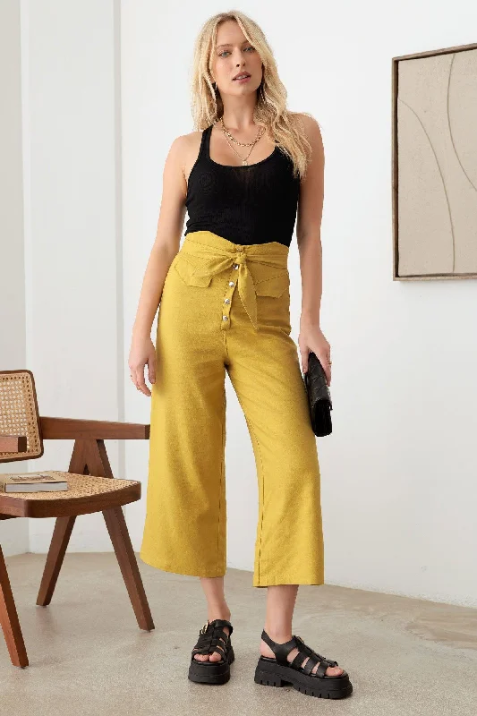 Belted Asymmetric Waistband Snap Button PantsBermuda Shorts